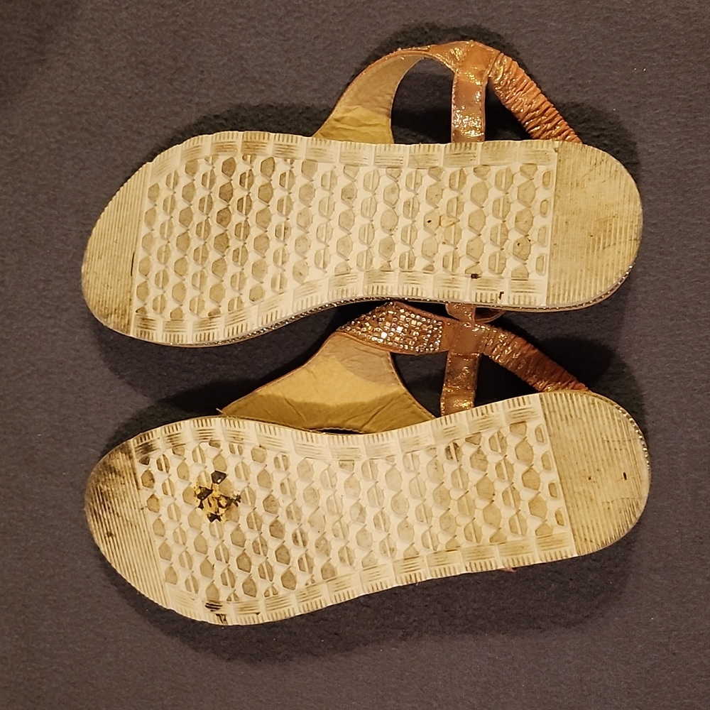 💙BEDAZZLED SANDALS - Picture 7 of 7